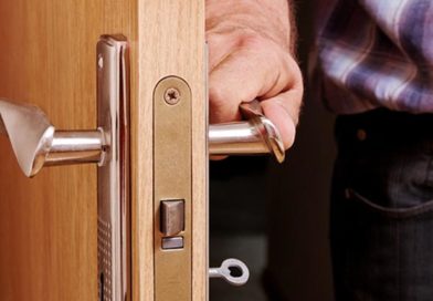 Открытие двери без ключа, если потеряли ключ или он сломался в замочной скважине